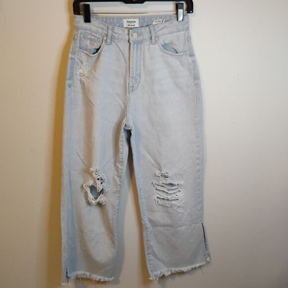 Kensie Wide Leg Capri Light Wash Frayed Hippie Hipster Bohemian Jeans Size 2 - Picture 2 of 11